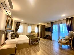 Caykent Suites Deluxe Hotel