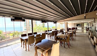 Caykent Suites Deluxe Hotel