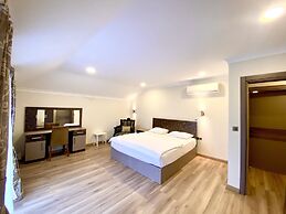 Caykent Suites Deluxe Hotel