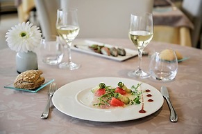 Logis Hôtel Le Pélican & son restaurant