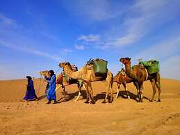 Atmospher Bivouac Desert