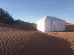 Atmospher Bivouac Desert