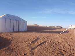 Atmospher Bivouac Desert