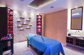 Beach Rotana All Suites