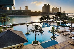 Beach Rotana All Suites