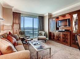 Fallon Luxury Rentals at The Signature