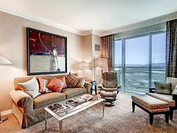 Fallon Luxury Rentals at The Signature