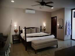 Casa Valladolid Boutique Hotel