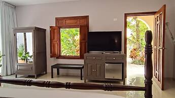 Casa Valladolid Boutique Hotel