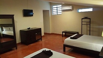 Casa Valladolid Boutique Hotel