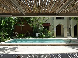 Casa Valladolid Boutique Hotel