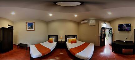 Casa Valladolid Boutique Hotel