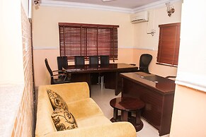 Peerage Retreat and Resort