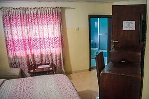 Peerage Retreat and Resort