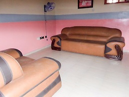 Royal Park Hotel & Suites