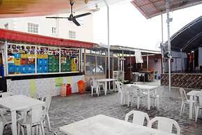 Royal Park Hotel & Suites