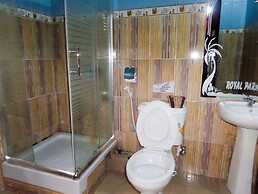 Royal Park Hotel & Suites