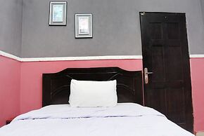 Royal Park Hotel & Suites