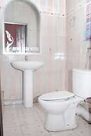 Royal Park Hotel & Suites