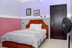 Royal Park Hotel & Suites