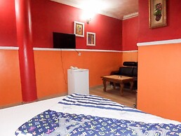 Royal Park Hotel & Suites