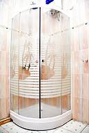 Royal Park Hotel & Suites