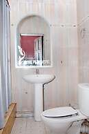 Royal Park Hotel & Suites