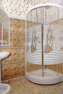 Royal Park Hotel & Suites