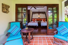 Anavana Beach Resort