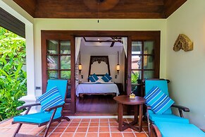 Anavana Beach Resort