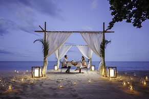 Anavana Beach Resort