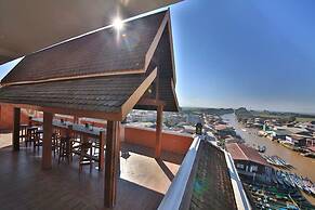 Thousand Island Hotel Inle