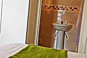 Cosy Palms Guest House