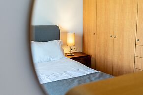 Ampelos Executive Houses