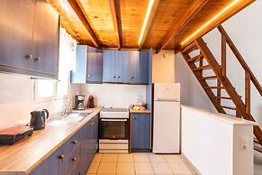 Ampelos Executive Houses