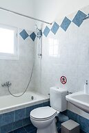 Ampelos Executive Houses