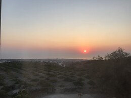 Ampelos Executive Houses