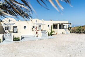 Ampelos Executive Houses