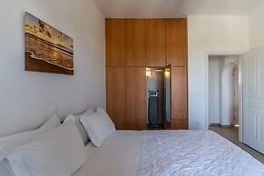 Ampelos Executive Houses