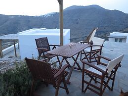 Kaminaki Amorgos Studios & Apartments