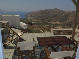 Kaminaki Amorgos Studios & Apartments