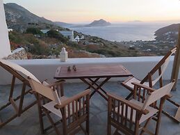 Kaminaki Amorgos Studios & Apartments