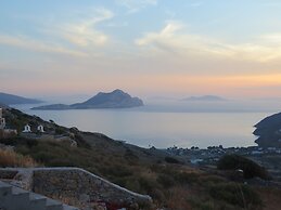 Kaminaki Amorgos Studios & Apartments