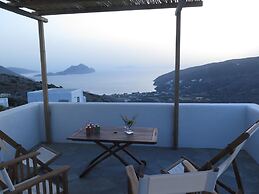 Kaminaki Amorgos Studios & Apartments
