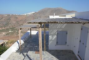 Kaminaki Amorgos Studios & Apartments
