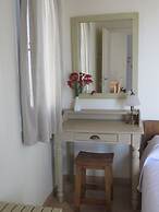 Kaminaki Amorgos Studios & Apartments