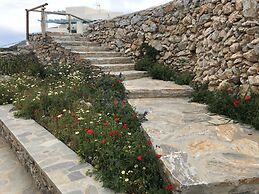Kaminaki Amorgos Studios & Apartments