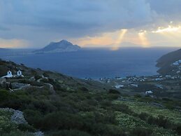 Kaminaki Amorgos Studios & Apartments