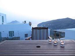 Kaminaki Amorgos Studios & Apartments