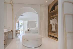 SALA Samui Chaweng Beach Resort